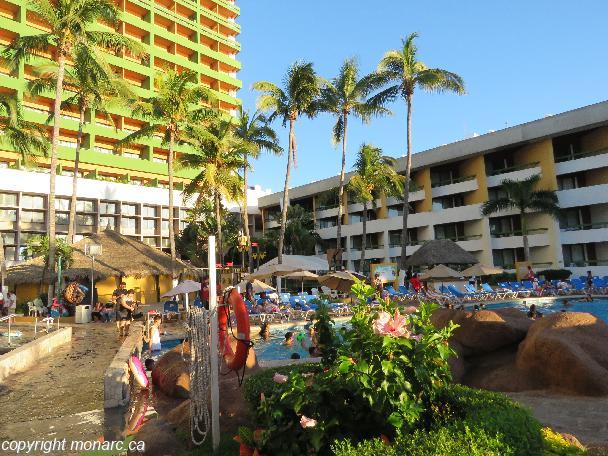 Reviews for El Cid Castilla Beach Hotel, Mazatlan, Mexico | Monarc.ca ...